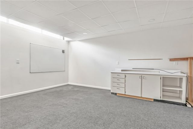 1004 22 Hills Rd, Gause, TX 77857