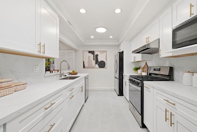212 Saint Henry Drive, Fremont, CA 94539