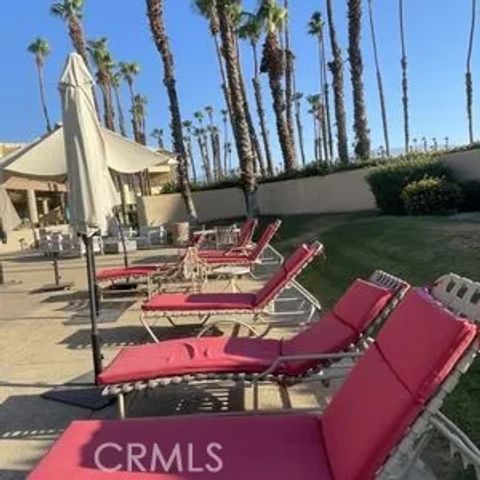 38613 Wisteria Drive, Palm Desert, CA 92211