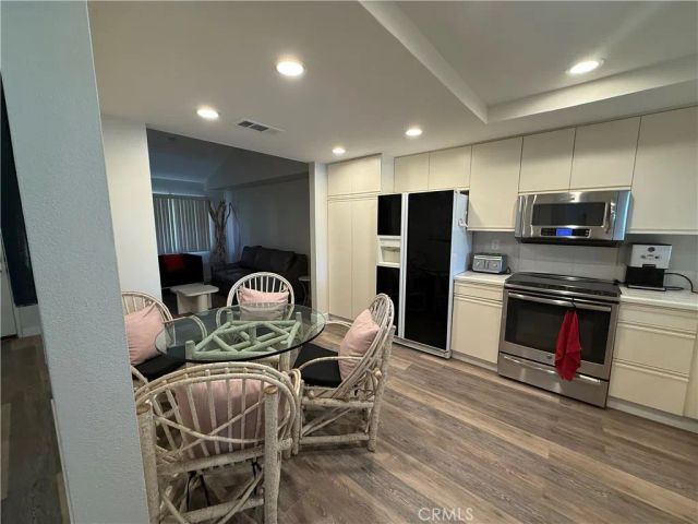38613 Wisteria Drive, Palm Desert, CA 92211
