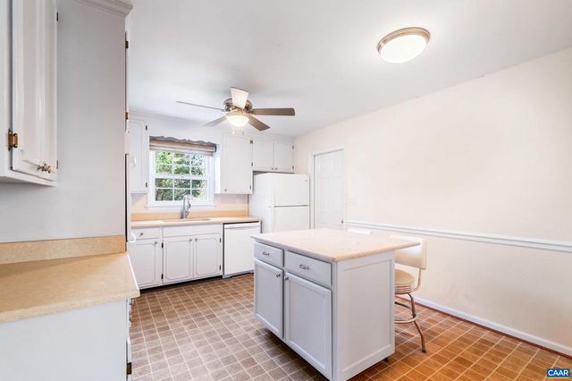 631 MONTEI DR, Earlysville, VA 22936