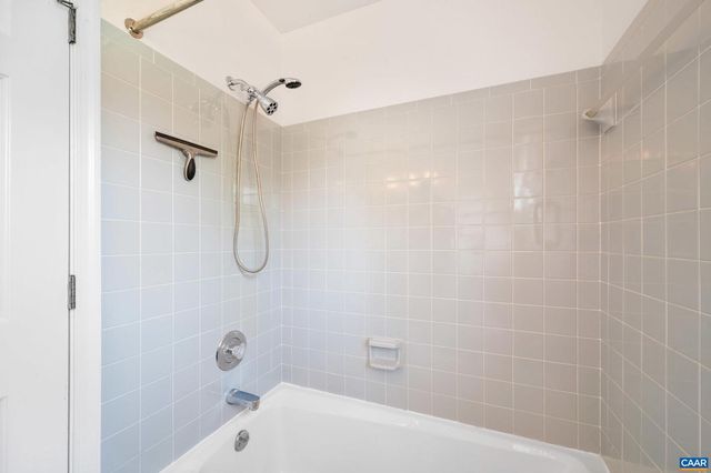 631 MONTEI DR, Earlysville, VA 22936