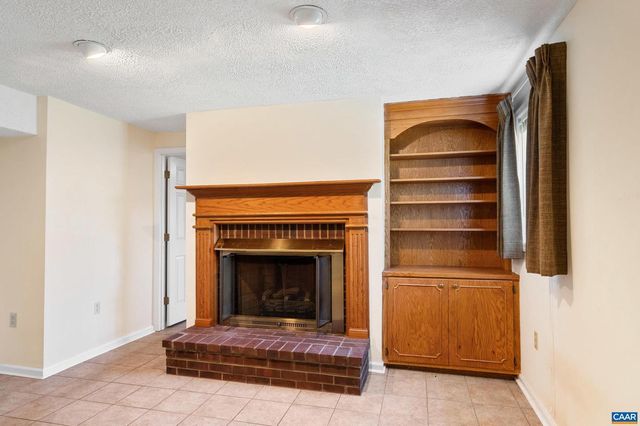 631 MONTEI DR, Earlysville, VA 22936