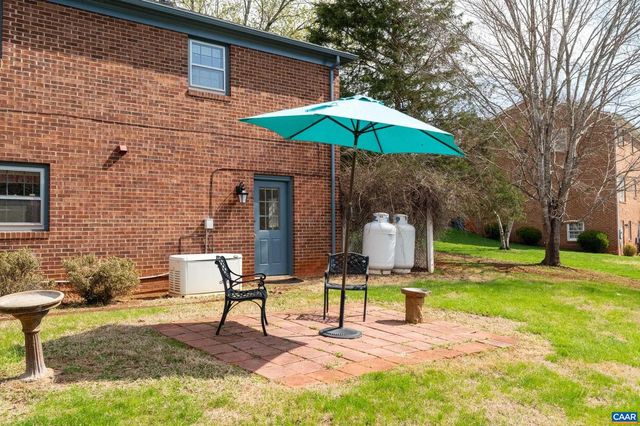 631 MONTEI DR, Earlysville, VA 22936