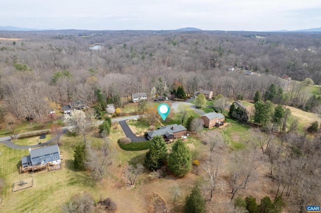 631 MONTEI DR, Earlysville, VA 22936