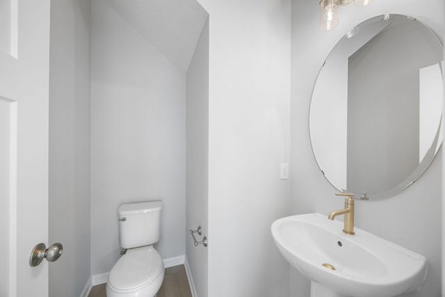 10387 Birchwood Circle, Victoria, MN 55318