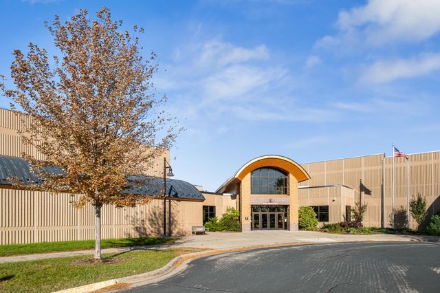 10387 Birchwood Circle, Victoria, MN 55318