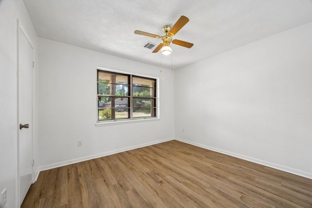 4903 Mistletoe Road, Pasadena, TX 77505