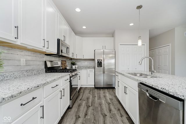 3717 River Jordan Circle, Westfield, IN 46074