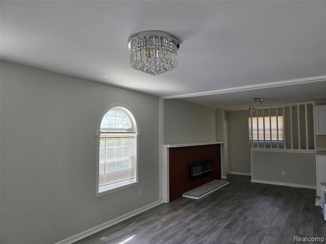 15795 Taft Street, Romulus, MI 48174