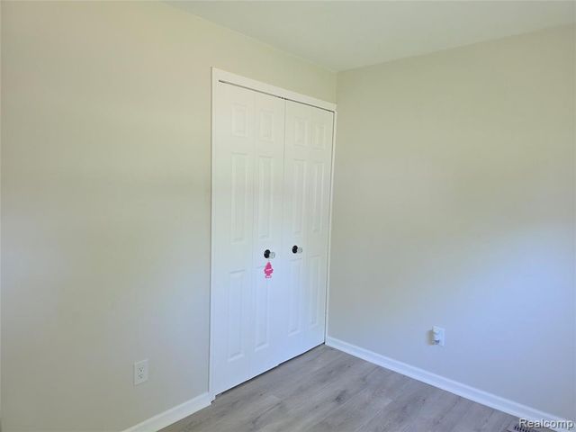 15795 Taft Street, Romulus, MI 48174