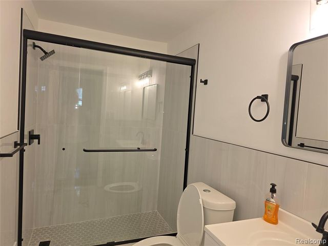 15795 Taft Street, Romulus, MI 48174