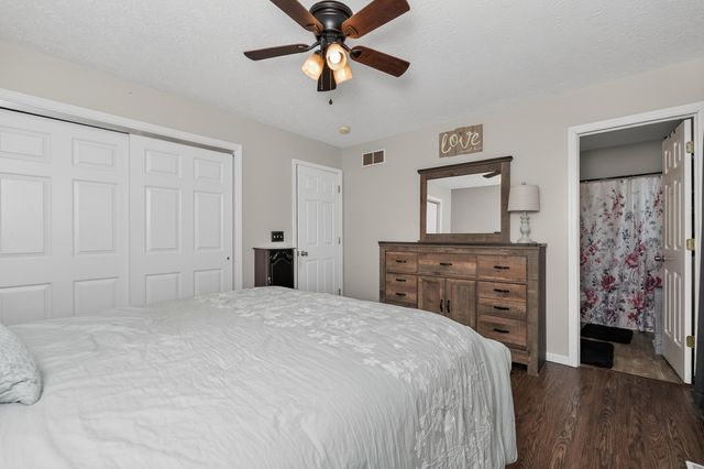 240 Brentwood Drive, Dry Ridge, KY 41035