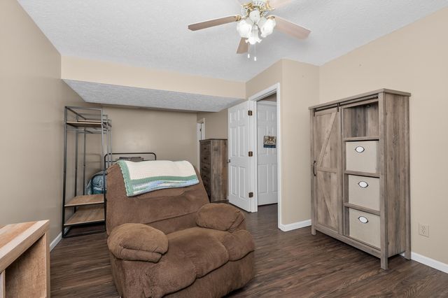240 Brentwood Drive, Dry Ridge, KY 41035