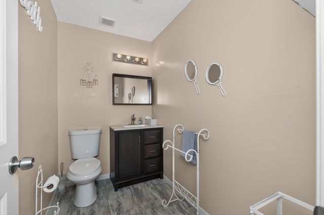 240 Brentwood Drive, Dry Ridge, KY 41035