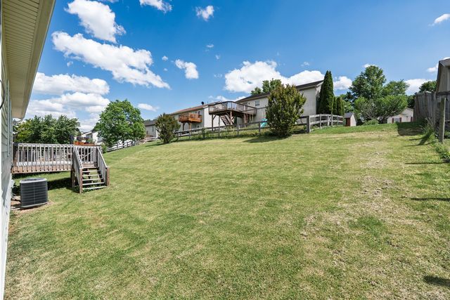 240 Brentwood Drive, Dry Ridge, KY 41035