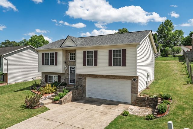 240 Brentwood Drive, Dry Ridge, KY 41035