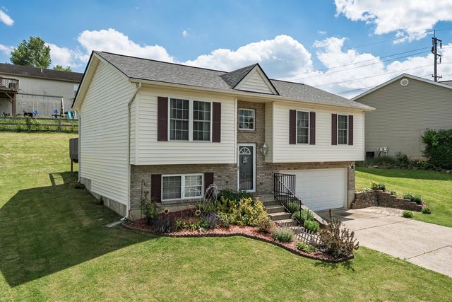 240 Brentwood Drive, Dry Ridge, KY 41035