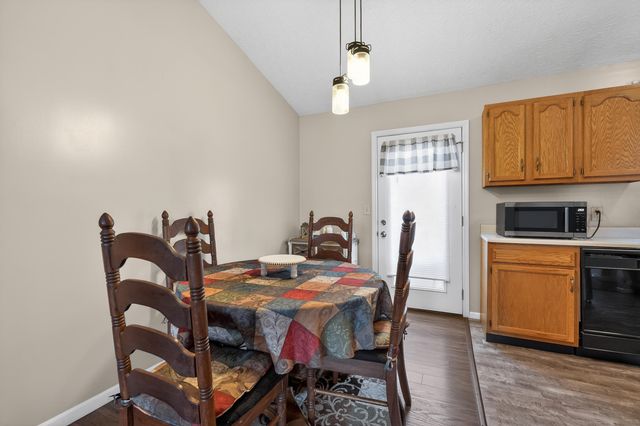 240 Brentwood Drive, Dry Ridge, KY 41035