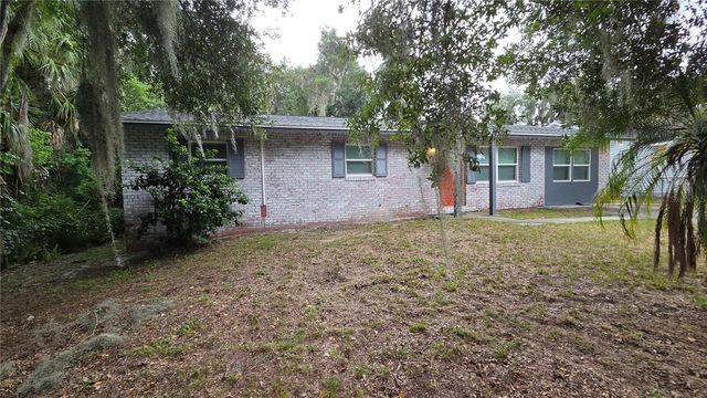 105 S COLORADO AVENUE, Deland, FL 32720