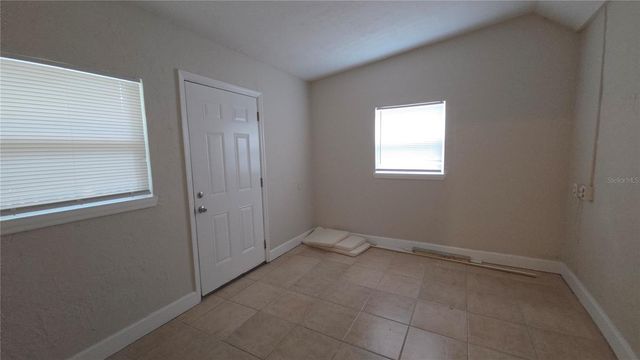 105 S COLORADO AVENUE, Deland, FL 32720