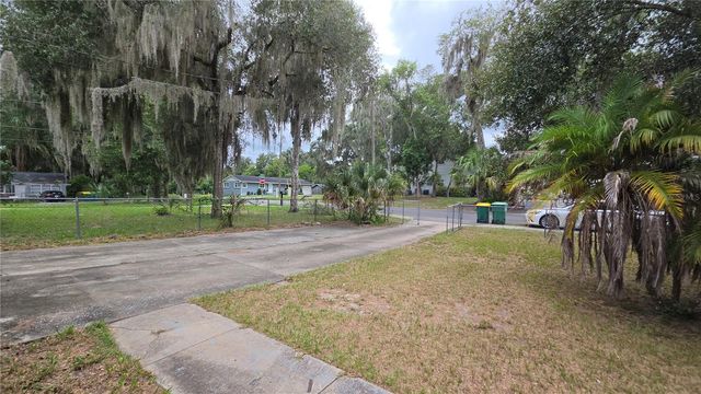 105 S COLORADO AVENUE, Deland, FL 32720