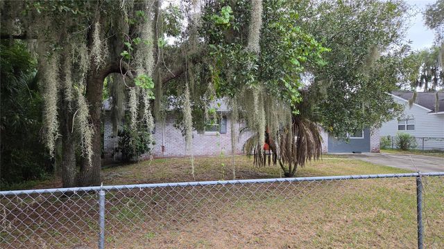 105 S COLORADO AVENUE, Deland, FL 32720
