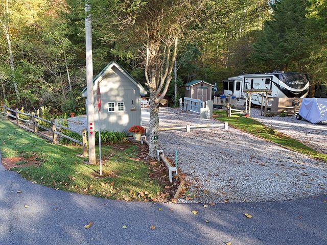 13 Choestoe Valley Circle, Blairsville, GA 30512