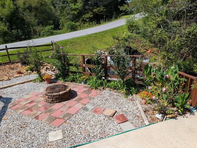 13 Choestoe Valley Circle, Blairsville, GA 30512