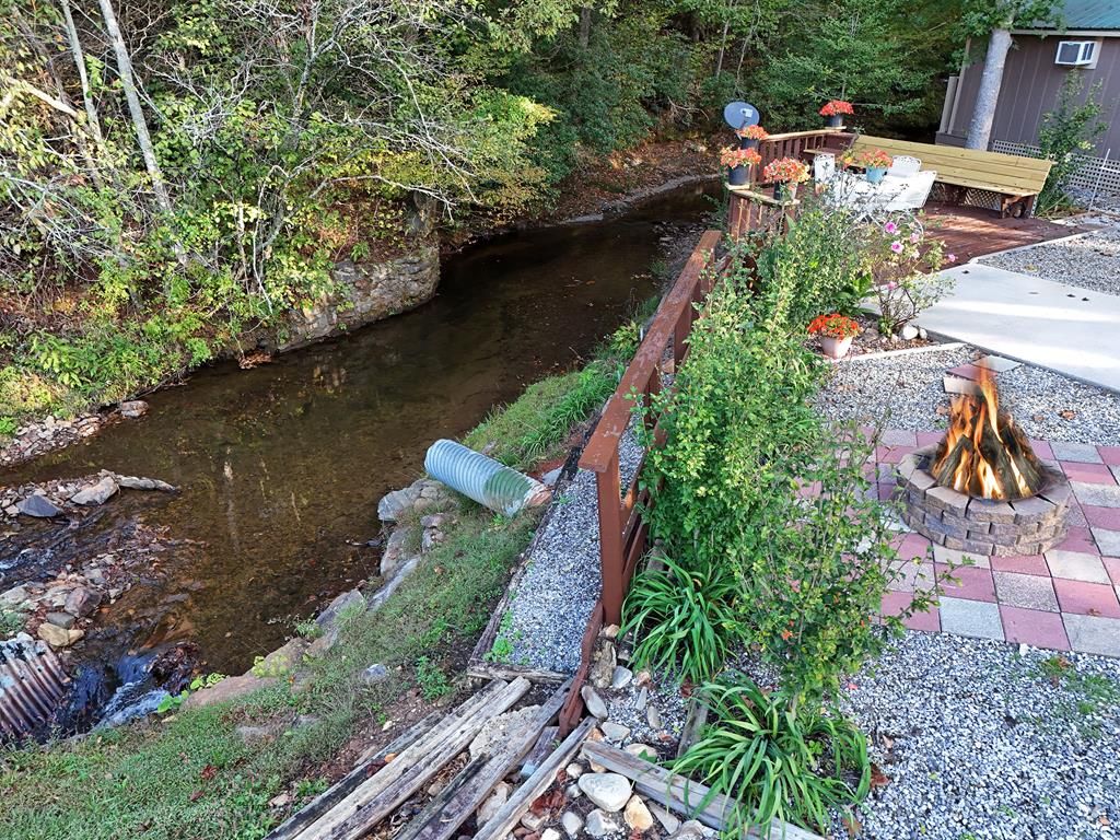 13 Choestoe Valley Circle, Blairsville, GA 30512