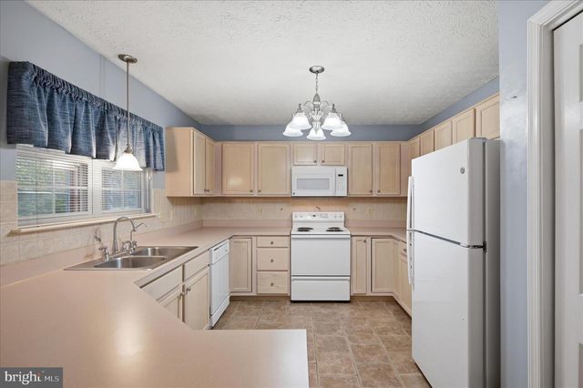 231 BENTLEY AVE, Winchester, VA 22602