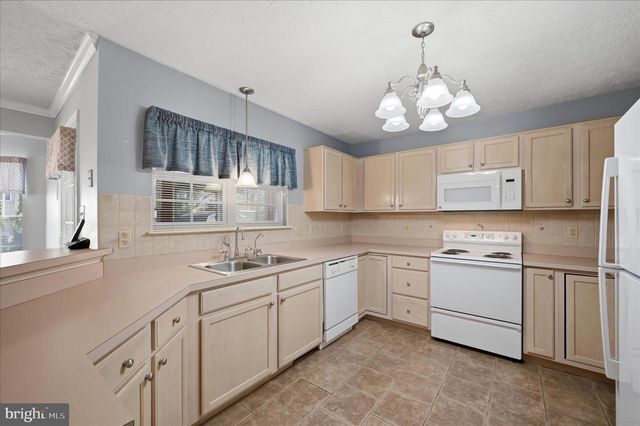 231 BENTLEY AVE, Winchester, VA 22602