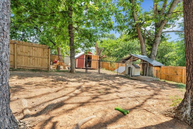 1126 Vivian AVE, Roanoke, VA 24019
