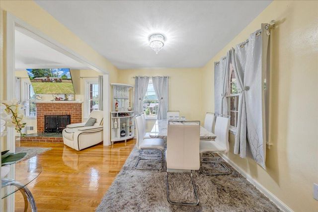 1126 Vivian AVE, Roanoke, VA 24019