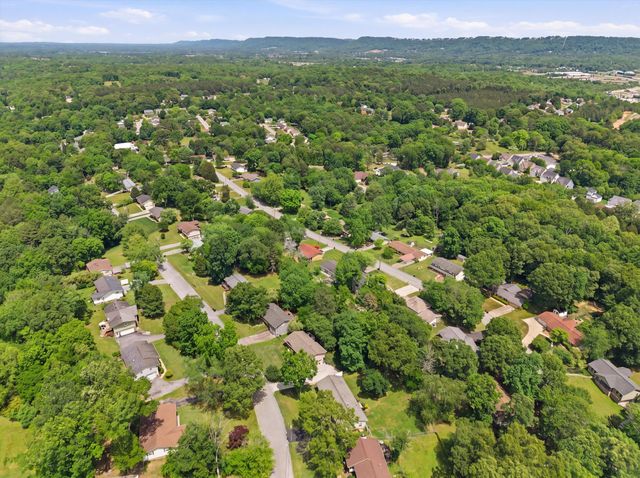 5412 Village Garden Drive, Ooltewah, TN 37363