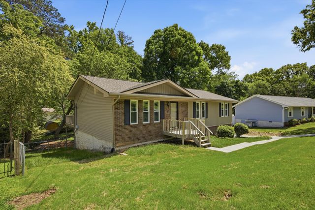 5412 Village Garden Drive, Ooltewah, TN 37363