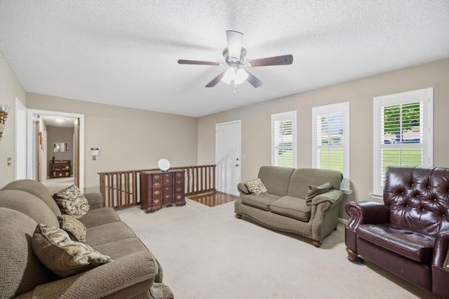 5412 Village Garden Drive, Ooltewah, TN 37363
