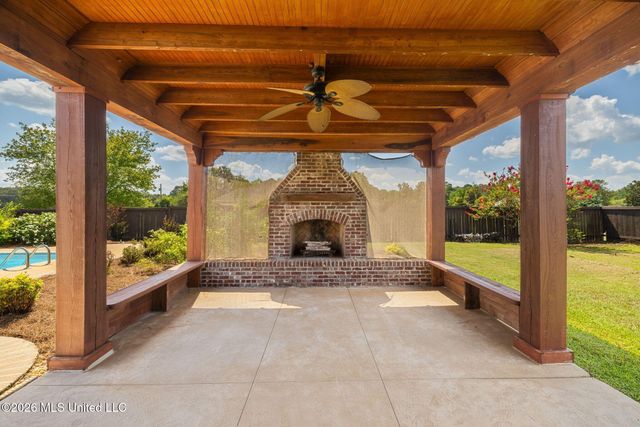 118 Flowers Lane, Brandon, MS 39047