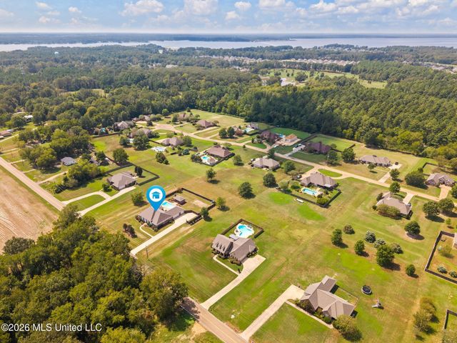 118 Flowers Lane, Brandon, MS 39047