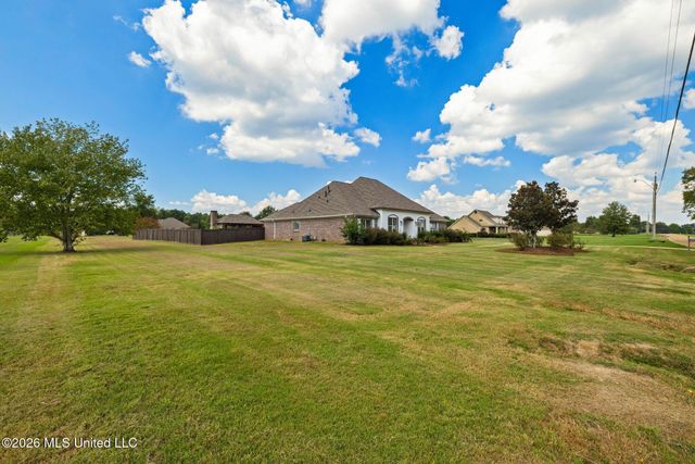 118 Flowers Lane, Brandon, MS 39047