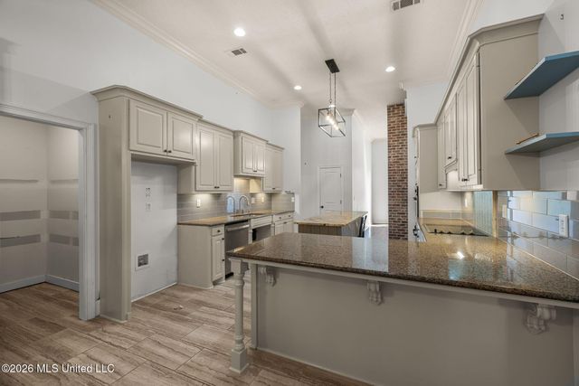 118 Flowers Lane, Brandon, MS 39047
