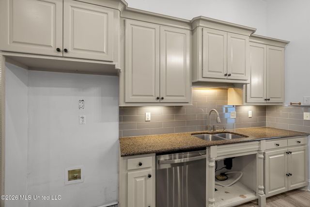 118 Flowers Lane, Brandon, MS 39047