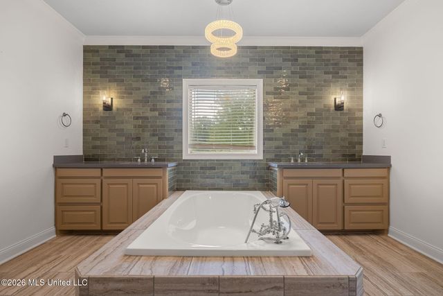 118 Flowers Lane, Brandon, MS 39047