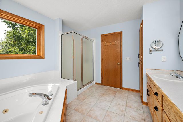 4749 S Lake Sarah Drive, Independence, MN 55359