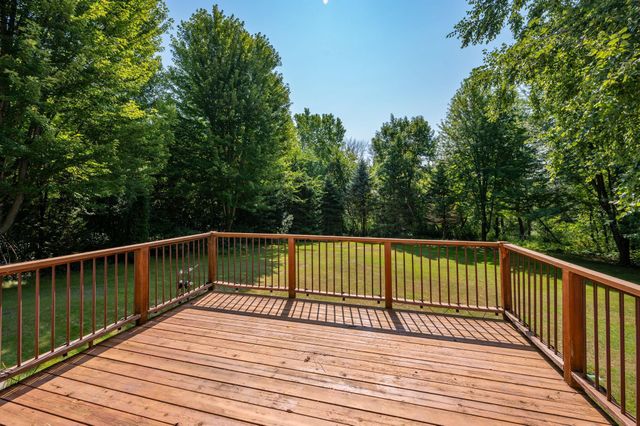 4749 S Lake Sarah Drive, Independence, MN 55359