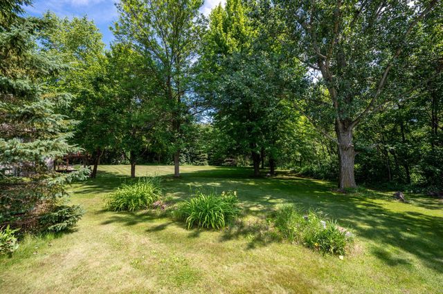 4749 S Lake Sarah Drive, Independence, MN 55359