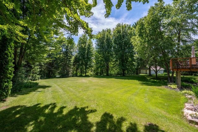4749 S Lake Sarah Drive, Independence, MN 55359