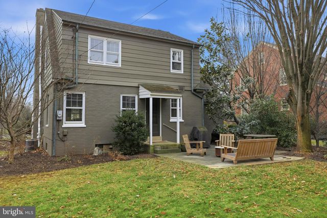 931 MARTHA AVE, Lancaster, PA 17601