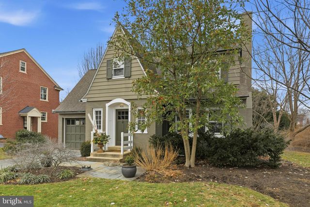 931 MARTHA AVE, Lancaster, PA 17601