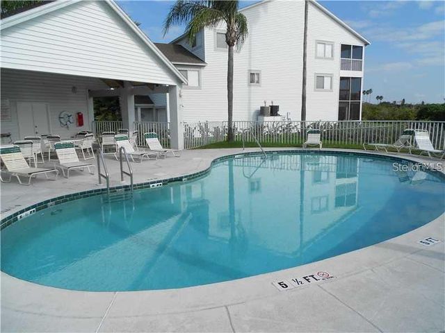 404 HIDDEN HARBOUR DRIVE 404, Indian Rocks Beach, FL 33785